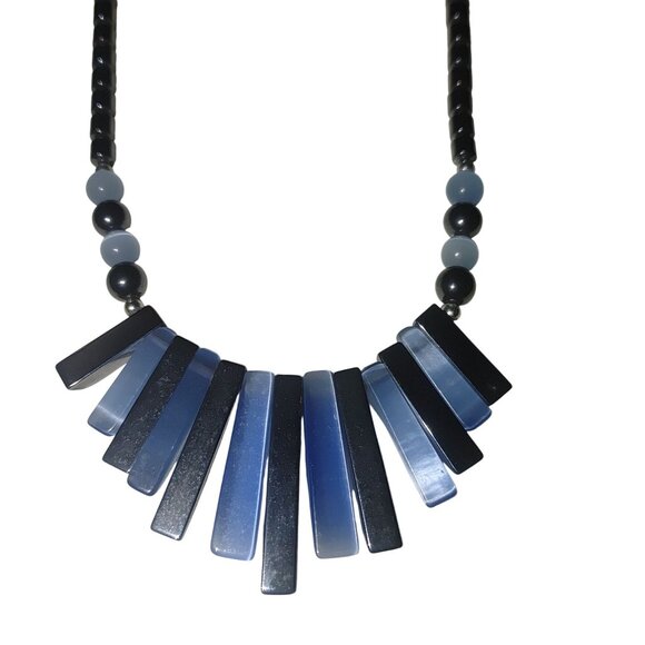 Vintage Hematite Black Blue Beaded Necklace Geometric Design Barrel Clasp - Picture 3 of 6
